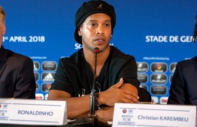 Ronaldinho rămâne închis în hotelul din Paraguay: poliția a făcut prima arestare!