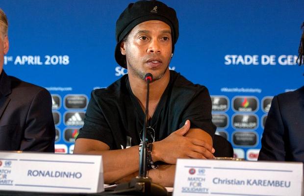 Ronaldinho rămâne închis în hotelul din Paraguay: poliția a făcut prima arestare!