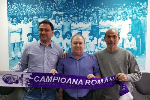 Doru Toma (în centru) // Sursă foto: Facebook FC Argeș