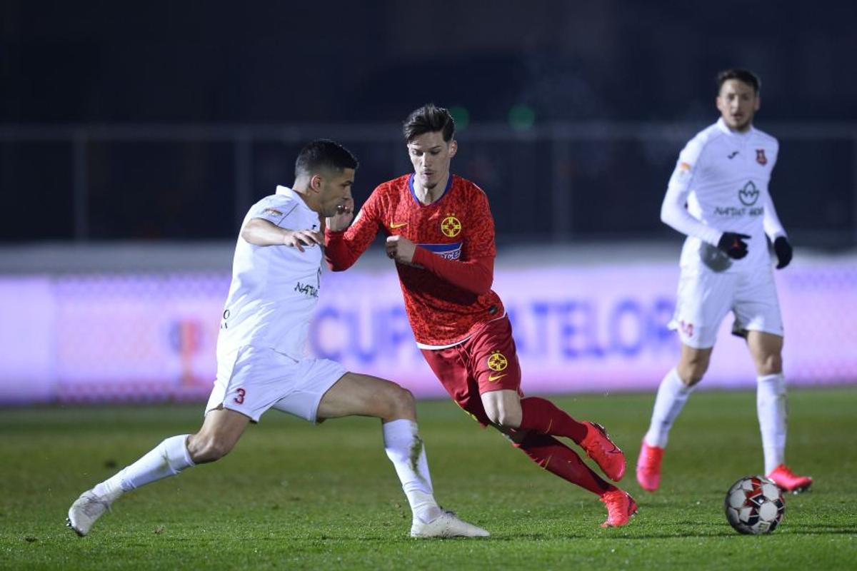 FCSB. Dennis Man, dur după calificare: „Dacă nu dăm 100% e greu”