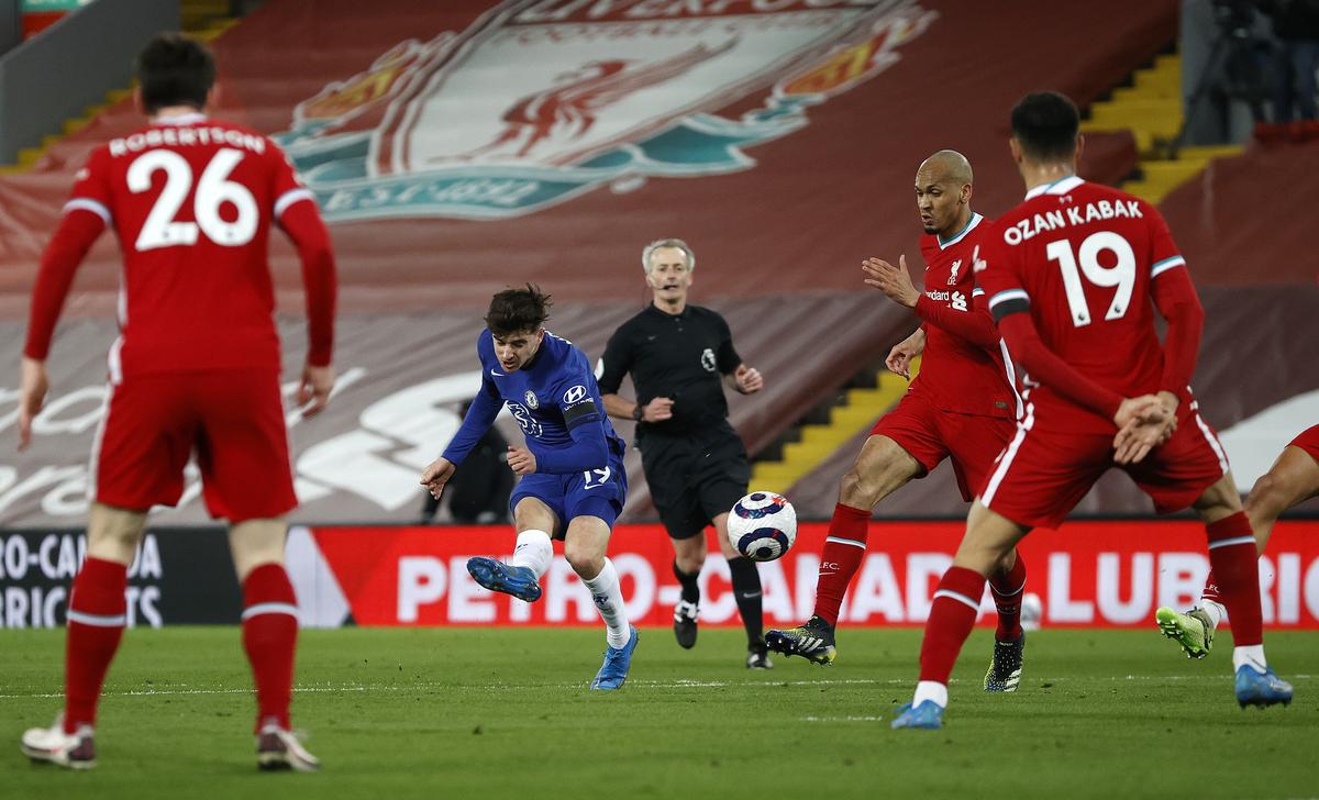 FOTO Liverpool nu se regăsește în Premier League! Bornă rușinoasă atinsă pentru prima dată în istorie după înfrângerea cu Chelsea