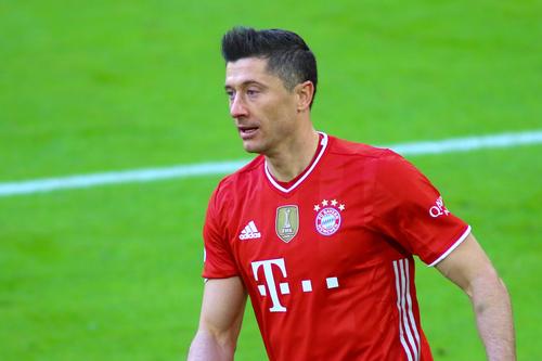 Robert Lewandowski (32 de ani)