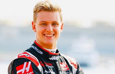 Cum arată mașina pe care o va pilota Mick Schumacher în primul său sezon în Formula 1 » Culori controversate pe bolid