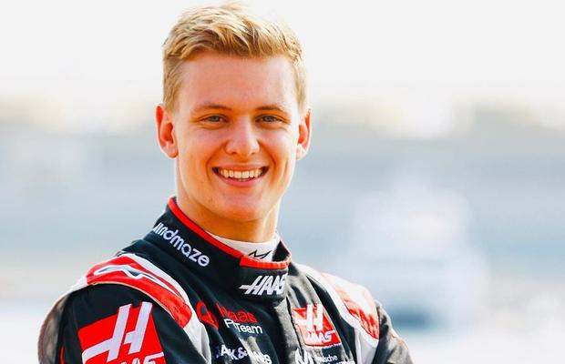 Cum arată mașina pe care o va pilota Mick Schumacher în primul său sezon în Formula 1 » Culori controversate pe bolid