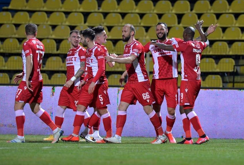 Proiectul fanilor lui Dinamo - DDB - se extinde cu un braț iberic oficial: o asociație nonprofit înființată la Madrid, având scopul de a atrage mai ușor fonduri și sponsorizări din Peninsula Iberică.