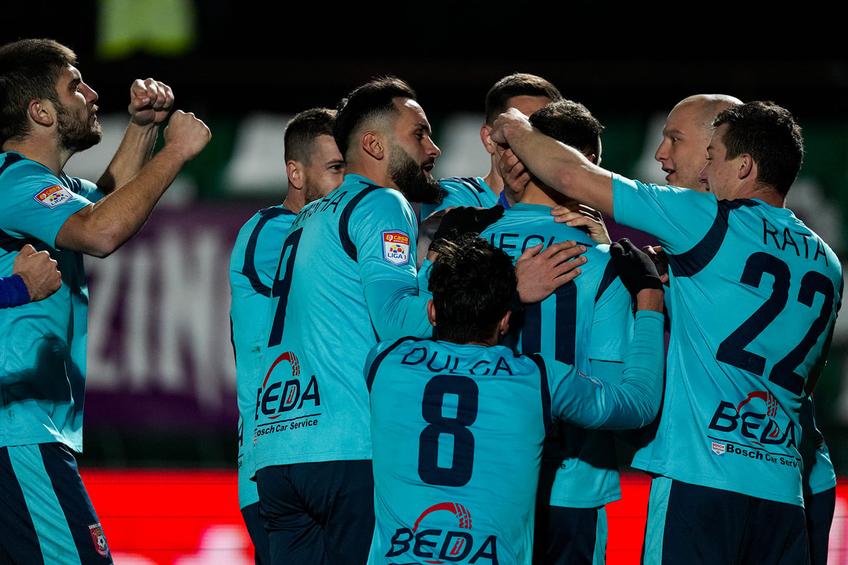 Chindia a învins-o pe Sepsi, scor 1-0, în primul meci al rundei #26 din Liga 1. FOTO: facebook.com/chindiaoficial