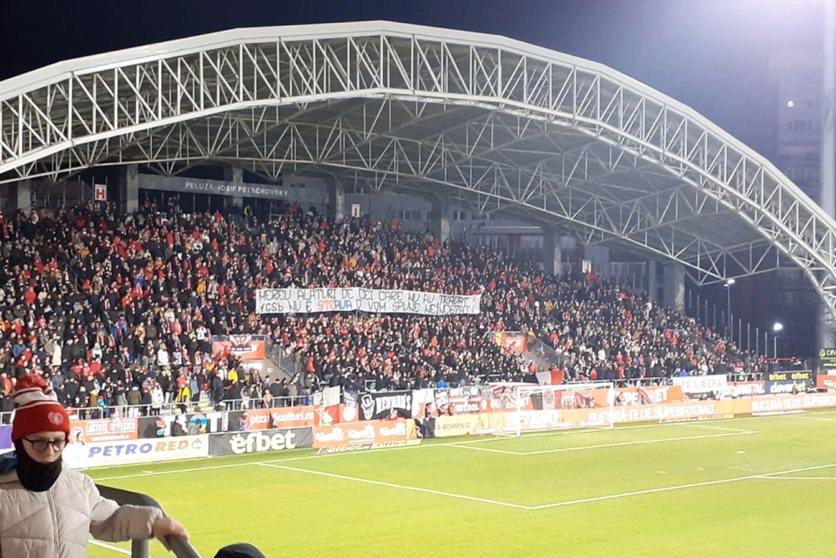 Nu s-a văzut la TV » Mesajul tăios afișat de ultrașii arădeni în războiul FCSB - CSA Steaua: „O vom spune neîncetat”