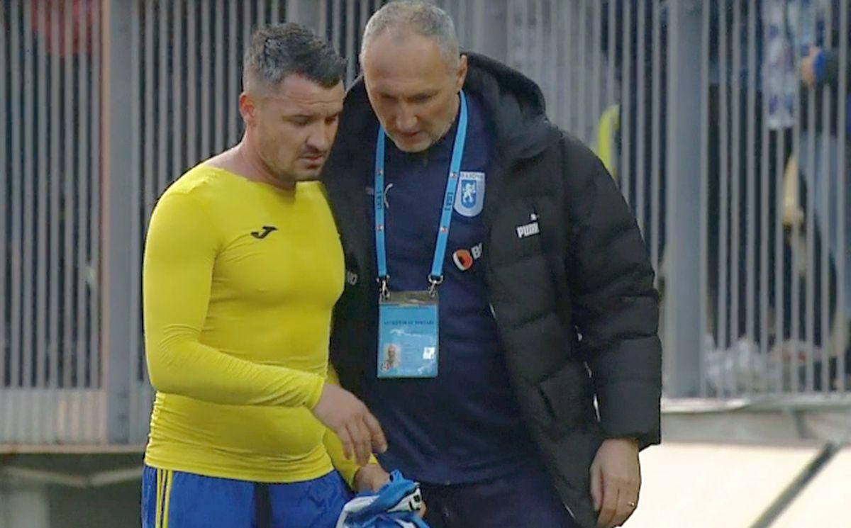 Budescu i-a scris lui Ilie Dumitrescu, după ce a apărut cu kilograme în plus la TV: „Din cauza lui arăt așa, Mister!”