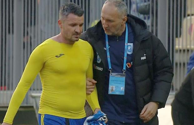 Comentatorul l-a văzut astăzi pe Budescu și a șocat în direct: „Nu-l mai lăsați să joace!”