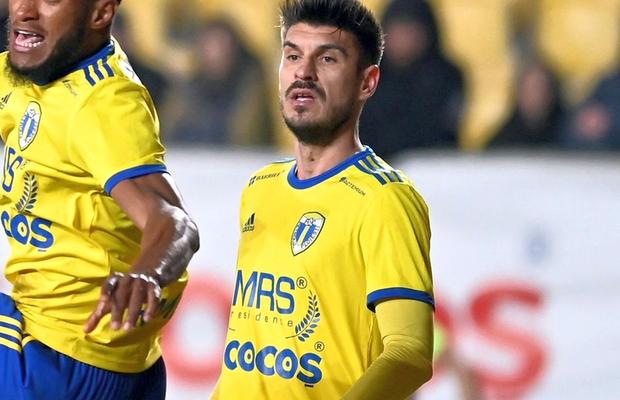 Primele reacții de la Petrolul în scandalul cu Cosmin Achim, fotbalistul anchetat pentru pariuri