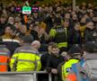 Suporterii lui Manchester United au plecat de pe „Anfield Road” la 0-5 / Captură Twitter