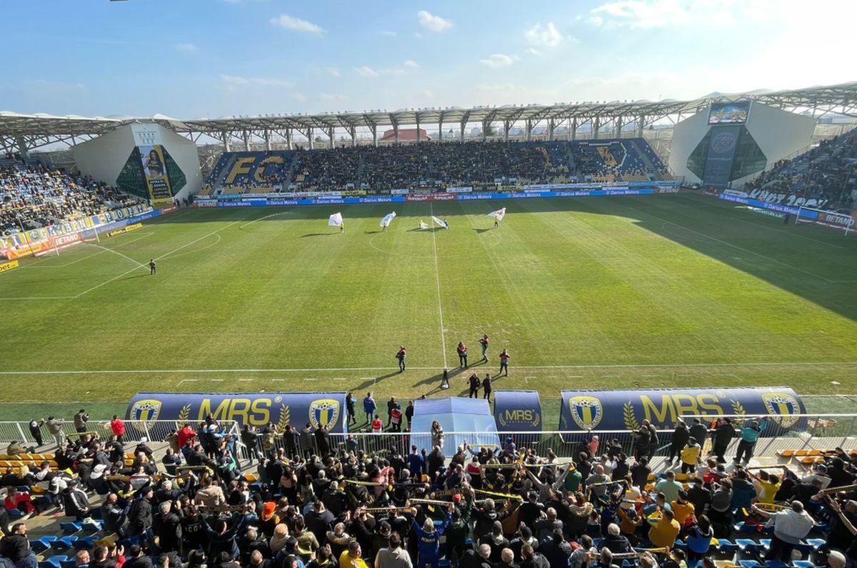 Petrolul - Universitatea Craiova 0-1 » Oltenii au încheiat agonia din deplasare. Neagoe câștigă pe teren străin la a cincea încercare