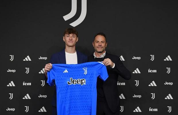 Al doilea Radu la Juventus » „Bătrâna Doamnă” i-a făcut contract românului care i-a oprit seria de invincibilitate lui Cristi Chivu