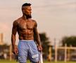 Ze Roberto, formă fizică de invidiat (foto: instagram)