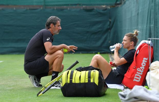 În timp ce Patrick Mouratoglou încă tace, o legendă e în extaz pentru Simona Halep: mesaj euforic