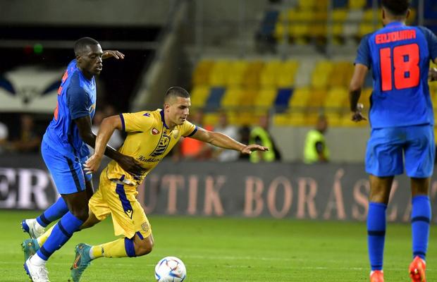 Mai dă și „Ferguson” greș! Anonimul care a chinuit apărarea celor de la FCSB a ajuns să valoreze 30 de milioane € » Fanii îi ceruseră insistent lui Becali să-l transfere