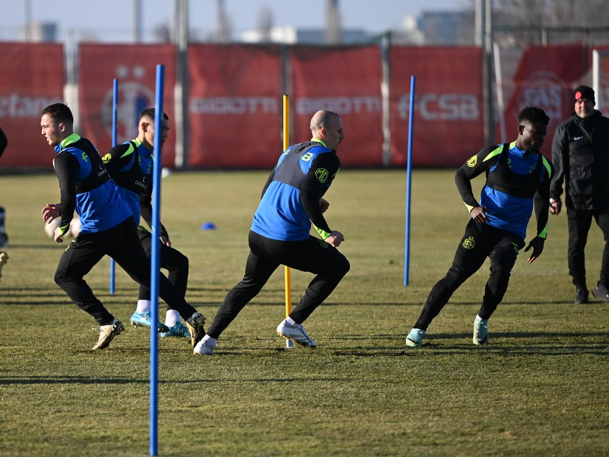 Antrenament oficial FCSB, înaintea meciului cu Lyon / foto: Facebook