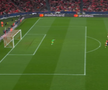 Cartonașul roșu obținut de Cubarsi, în meciul Benfica - Barcelona
