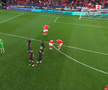 Cartonașul roșu obținut de Cubarsi, în meciul Benfica - Barcelona