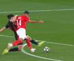 Cartonașul roșu obținut de Cubarsi, în meciul Benfica - Barcelona