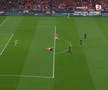 Cartonașul roșu obținut de Cubarsi, în meciul Benfica - Barcelona