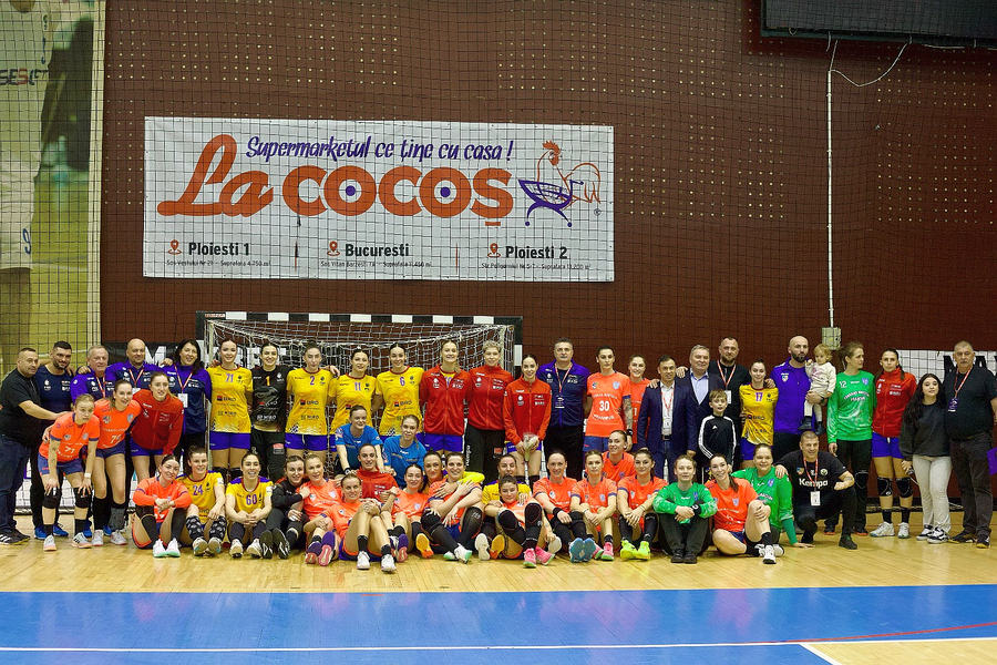 România a câștigat amicalul împotriva divizionarei secunde, CSJ Prahova. Foto: Facebook @FRH - Federația Română de Handbal Două jucătoare s-au accidentat grav în amicalul naţionalei României și vor lipsi pe termen lung