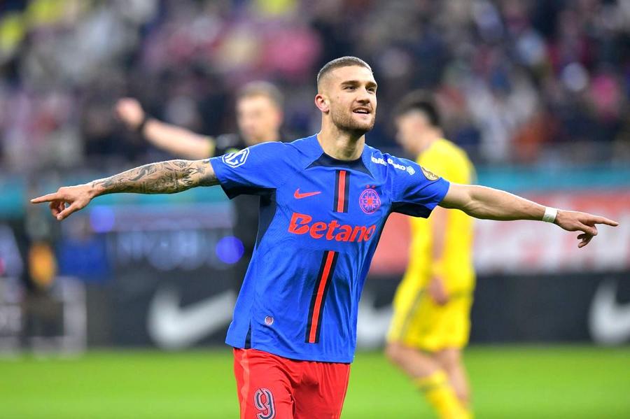 În play-off, Daniel Bîrligea va fi principalul om de gol al campioanei / FOTO: Gazeta Sporturilor Cuplaţi-vă centura de siguranţă, urmează un play-off cu turbulențe! Cei 12 fotbaliști care pot decide titlul în Superligă: pe ei mizează pretendentele la trofeu!