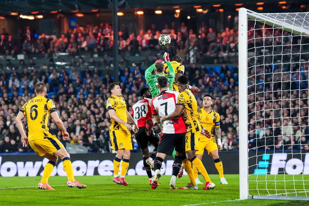 Imagini din meciul Feyenoord - Inter, optimi UCL / 05.03.2025 (foto: Imago)