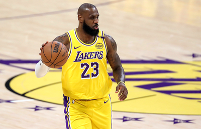 LeBron James asigură că situația contractuală nu îi va afecta evoluțiile la Lakers
