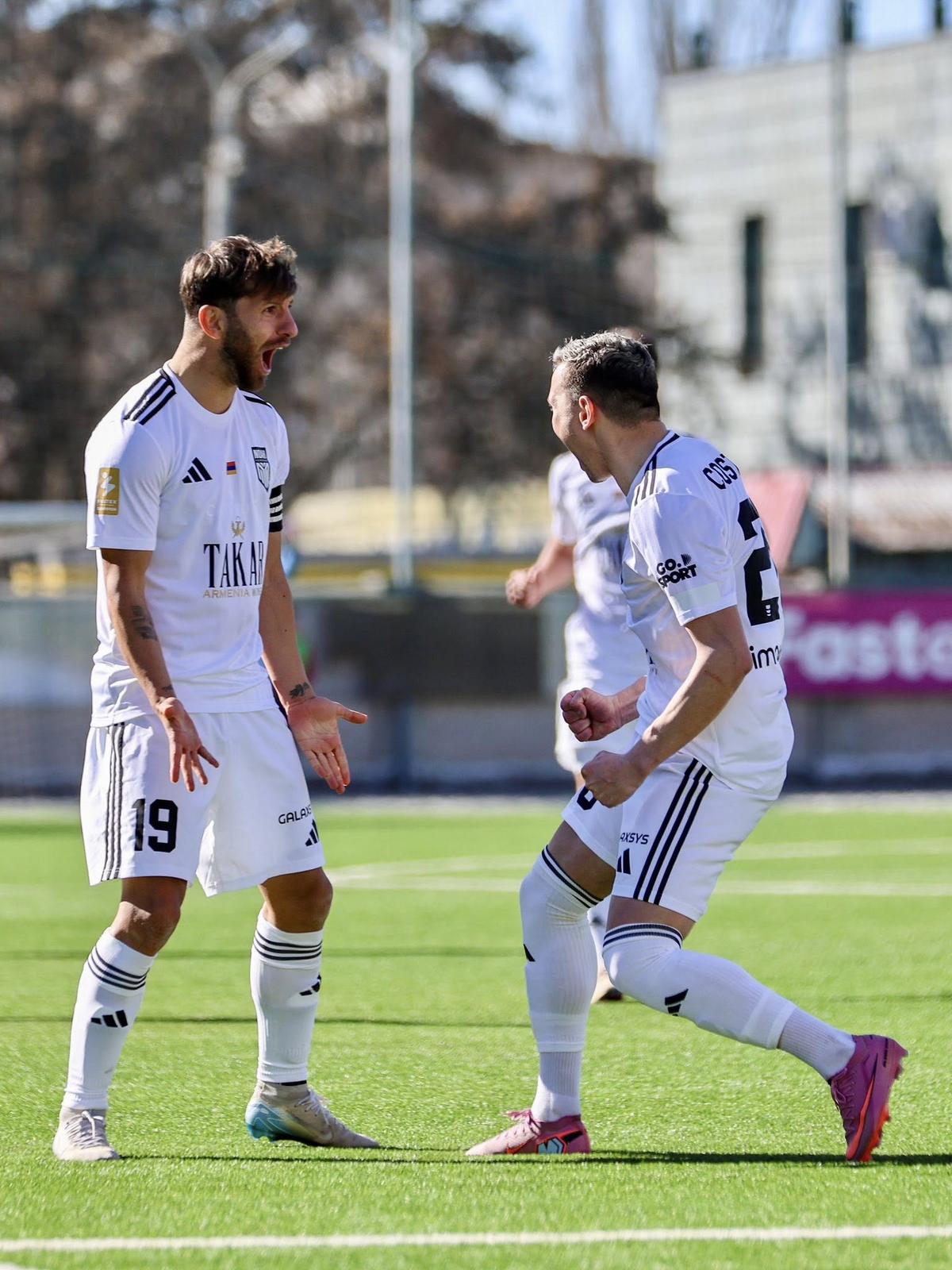 Valentin Costache, gol la debutul la Noah