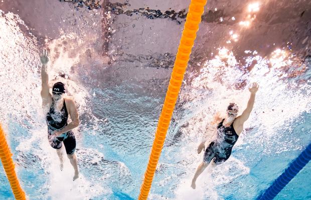 Katie Ledecky a învins-o din nou pe Summer McIntosh