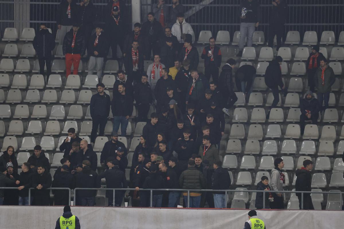 PCH a părăsit stadionul la Dinamo - Metalul Buzău