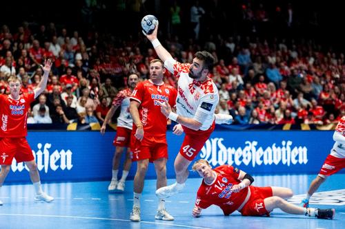 Dinamo - Kolstad » „Dulăii” joacă ultimul meci de pe teren propriu din acest sezon al Ligii Campionilor / Imago Images