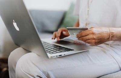 Cumperi anvelope online? Cum eviți capcanele ofertelor „prea bune ca să fie adevărate”
