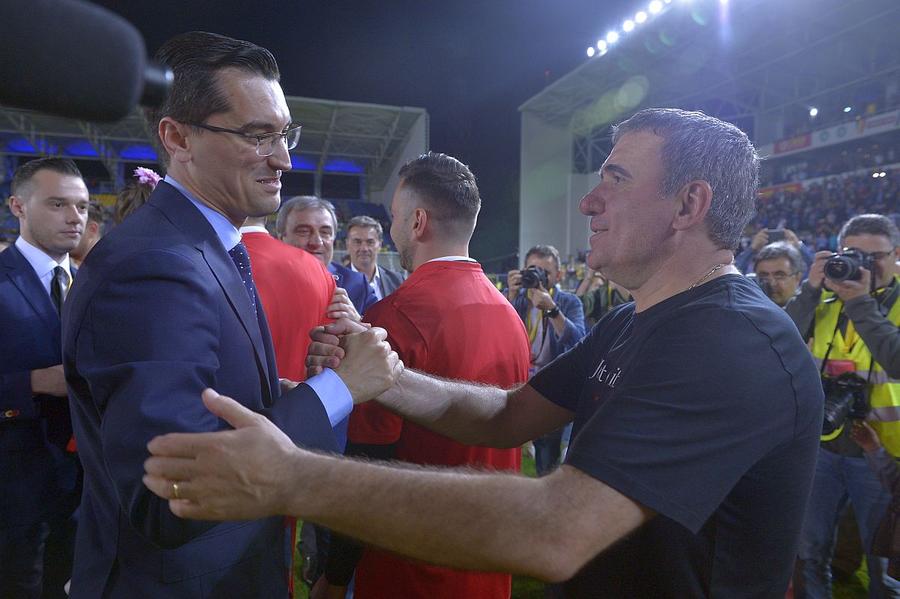 Răzvan Burleanu, Gică Hagi (foto: Cristi Preda/GSP) Cine e de vină?