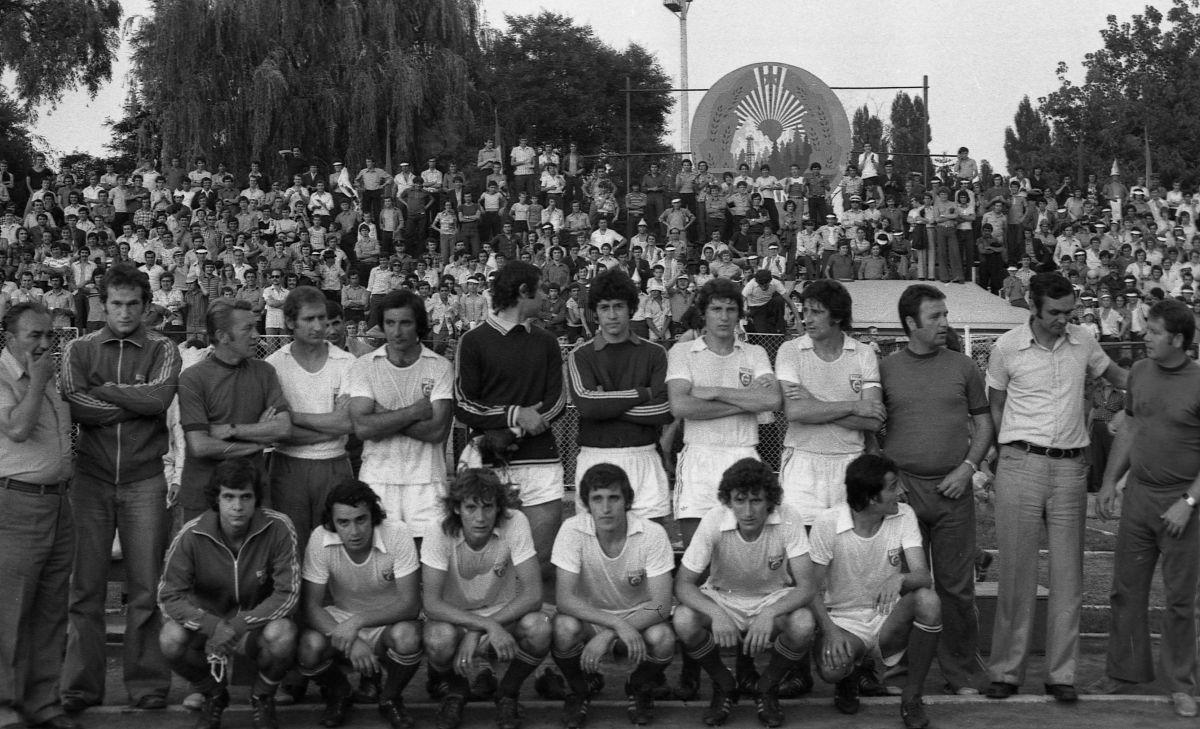 46 de ani de la debutul dinamovistului cu 5 titluri de campion, cu o semifinală de Cupa Campionilor Europeni, dar cu 0 meciuri la națională