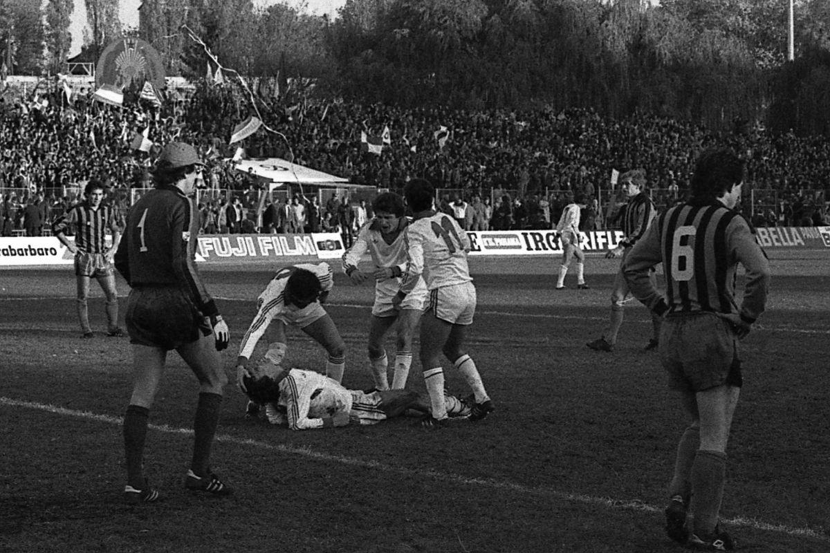 46 de ani de la debutul dinamovistului cu 5 titluri de campion, cu o semifinală de Cupa Campionilor Europeni, dar cu 0 meciuri la națională