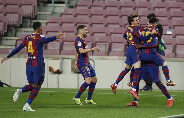 Barcelona - Valladolid 1-0 » Victorie chinuitoare pentru catalani, după un roșu controversat și un gol în min. 90