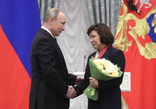 Irina Rodnina, alături de Vladimir Putin / FOTO: Imago-Images
