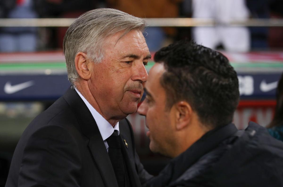 „Blat” pe Camp Nou la Barcelona - Real Madrid?! Momentul devenit viral pe social media ar fi fost aranjat de Laporta