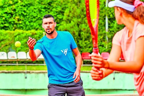 Victor Hănescu a câștigat 4,33 milioane de euro în cariera de jucătpr, potrivit ATP // Foto: Bogdan Buda