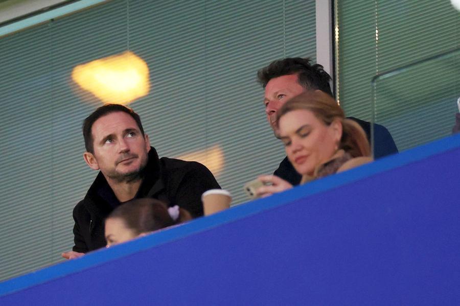 Frank Lampard, în stânga, a fost în lojă la Chelsea - Liverpool // foto: Guliver/gettyimages Răsturnare de situație la Chelsea » Boehly e aproape să bată palma cu antrenorul dat afară de Abramovich