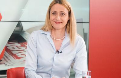 Ediție specială la „Prietenii lui Ovidiu” » Camelia Potec vine în platoul emisiunii + Interviu în exclusivitate cu David Popovici