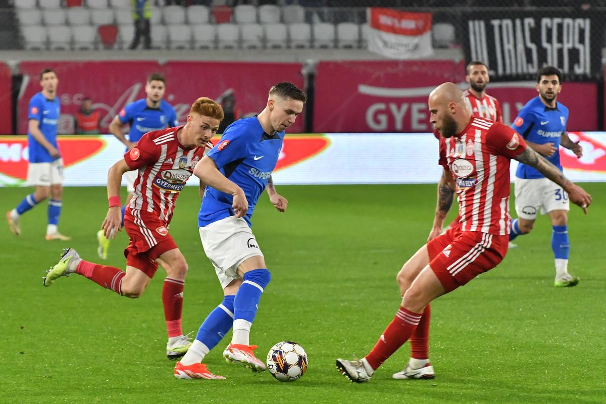 Sepsi - Farul, meci cu de toate la Sfântu Gheorghe! Remiză spectaculoasă între ultimele două clasate din play-off