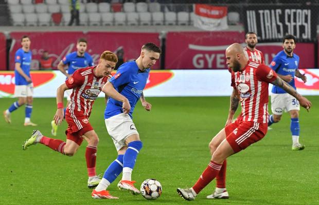 Sepsi - Farul, meci cu de toate la Sfântu Gheorghe! Remiză spectaculoasă între ultimele două clasate din play-off