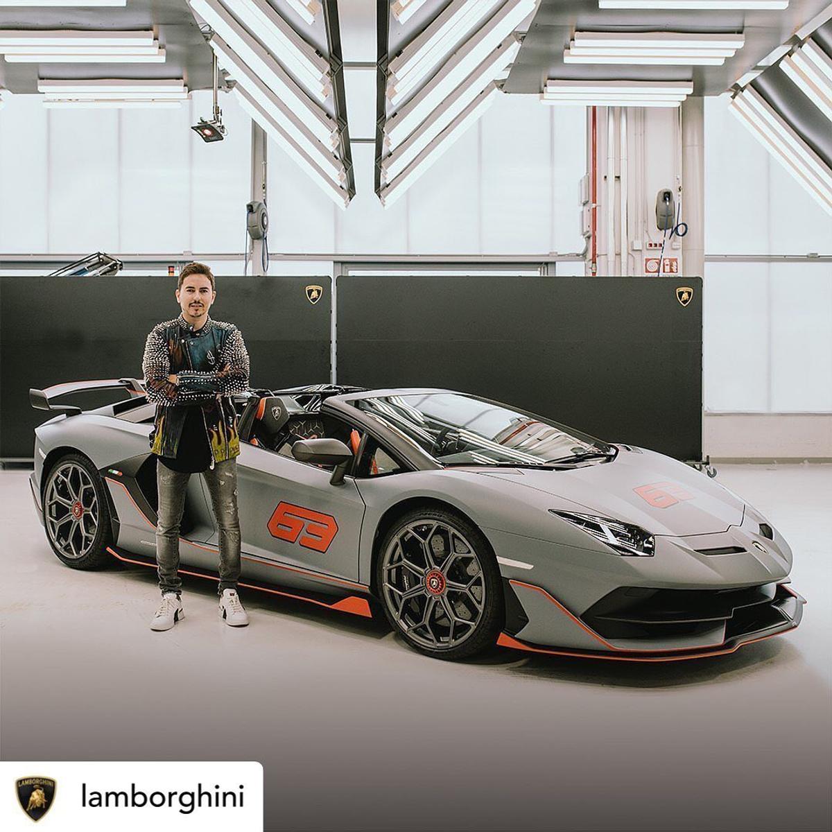 Jorge Lorenzo și-a etalat noul bolid » Suma astronomică plătită de spaniol și specificațiile mașinii