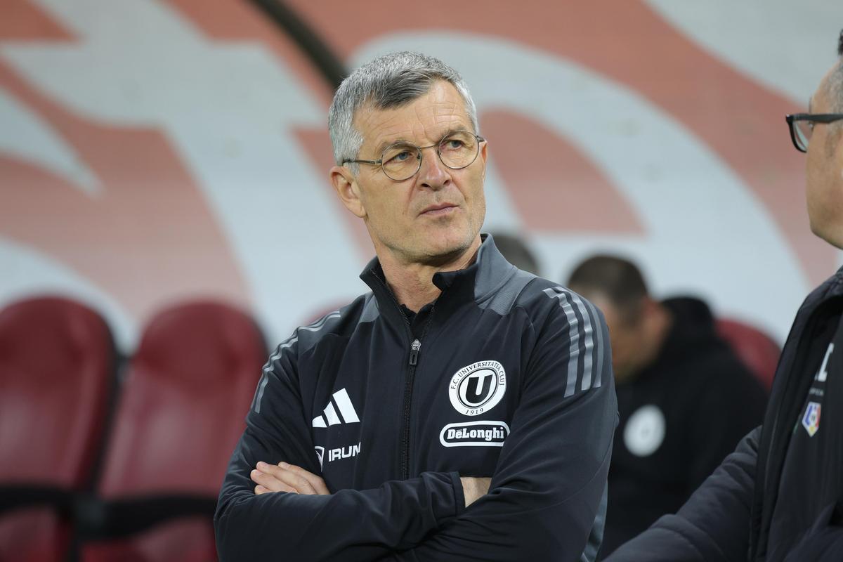Imagini de la încălzire, înainte de FCSB - U Cluj / foto: Ionuț Iordache (GSP)