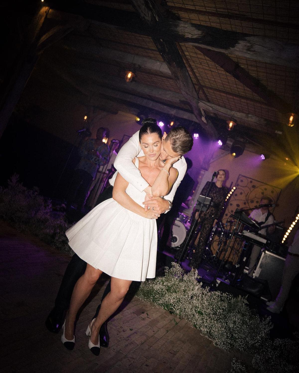 James și Samantha Tarkowski