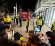 Jucătoarele au venit la suporteri, au luat copiii în brațe, au dat autografe / foto: GSP