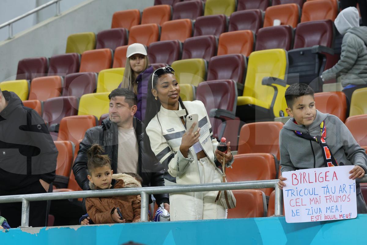 Siyabonga Ngezana, surprins de un copil după FCSB - U Cluj! Cadoul a ajuns în brațele partenerei
